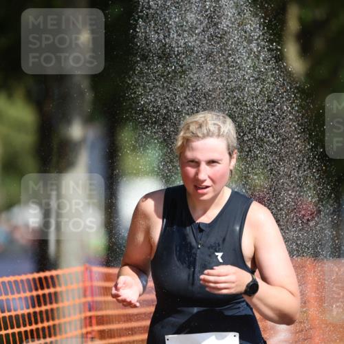 07.09.2025 - 19. Norderstedt Triathlon Michael Strokosch http://msf.ph/oto/8737158 07.09.2025 11:48:38 Laufen 231, 1341 meine-sportfotos.de