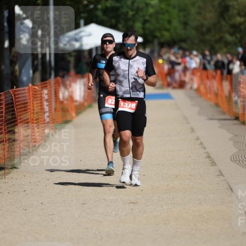 07.09.2025 - 19. Norderstedt Triathlon Michael Strokosch http://msf.ph/oto/8737265 07.09.2025 12:25:47 Laufen 824, 1378 meine-sportfotos.de