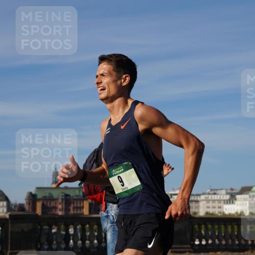 07.09.2025 - BARMER Alsterlauf Yannick Fuchs http://msf.ph/oto/8737274 07.09.2025 09:23:02 Laufen  meine-sportfotos.de