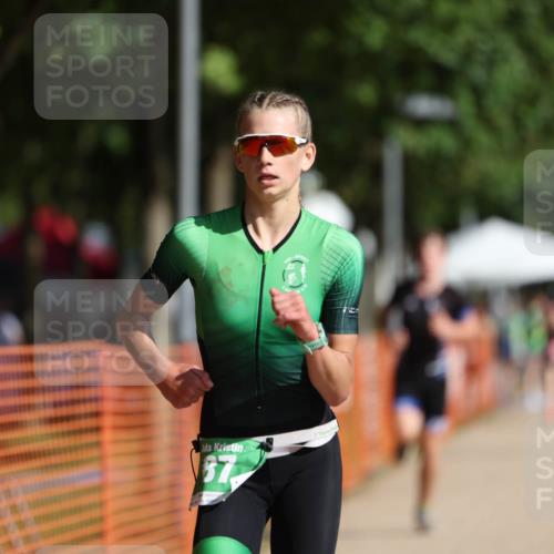 07.09.2025 - 19. Norderstedt Triathlon Michael Strokosch http://msf.ph/oto/8737288 07.09.2025 10:53:53 Laufen 87, 93 meine-sportfotos.de