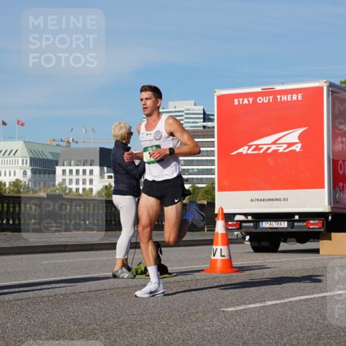 07.09.2025 - BARMER Alsterlauf Yannick Fuchs http://msf.ph/oto/8737393 07.09.2025 09:23:43 Laufen 1 meine-sportfotos.de