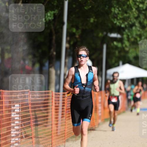 07.09.2025 - 19. Norderstedt Triathlon Michael Strokosch http://msf.ph/oto/8737400 07.09.2025 11:48:59 Laufen 196, 1171, 1355, 1394 meine-sportfotos.de