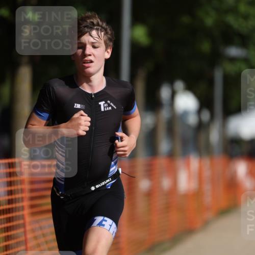 07.09.2025 - 19. Norderstedt Triathlon Michael Strokosch http://msf.ph/oto/8737451 07.09.2025 10:53:57 Laufen 87, 93, 118 meine-sportfotos.de
