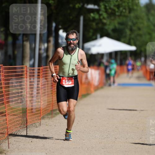 07.09.2025 - 19. Norderstedt Triathlon Michael Strokosch http://msf.ph/oto/8737493 07.09.2025 11:49:02 Laufen 196, 1171, 1355, 1394 meine-sportfotos.de