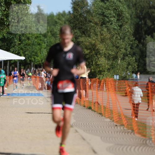 07.09.2025 - 19. Norderstedt Triathlon Michael Strokosch http://msf.ph/oto/8737572 07.09.2025 11:49:06 Laufen 196, 1355, 1394 meine-sportfotos.de