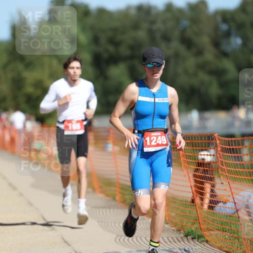 07.09.2025 - 19. Norderstedt Triathlon Michael Strokosch http://msf.ph/oto/8737648 07.09.2025 12:28:31 Laufen 165, 278, 1197, 1249, 1348, 1365 meine-sportfotos.de