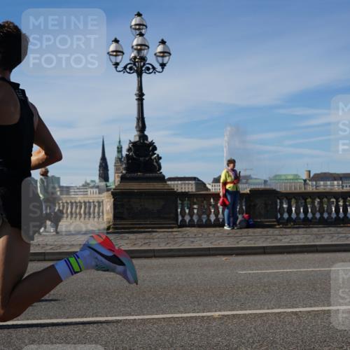 07.09.2025 - BARMER Alsterlauf Yannick Fuchs http://msf.ph/oto/8737663 07.09.2025 09:23:55 Laufen  meine-sportfotos.de
