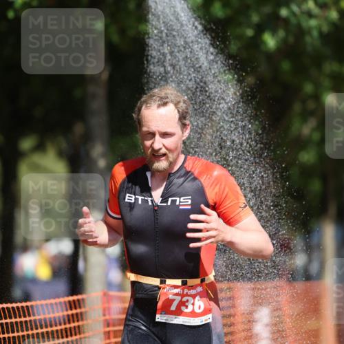 07.09.2025 - 19. Norderstedt Triathlon Michael Strokosch http://msf.ph/oto/8737782 07.09.2025 12:28:41 Laufen 736 meine-sportfotos.de