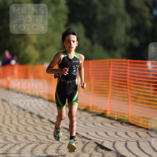 07.09.2025 - 19. Norderstedt Triathlon Michael Strokosch http://msf.ph/oto/8737864 07.09.2025 09:11:59 Laufen 44 meine-sportfotos.de