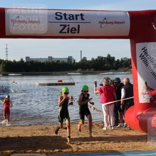 07.09.2025 - 19. Norderstedt Triathlon Luisa Fischer http://msf.ph/oto/8738017 07.09.2025 09:02:05 Schwimmen 1, 4, 44, 46, 50 meine-sportfotos.de