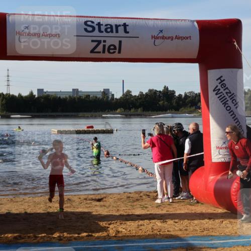 07.09.2025 - 19. Norderstedt Triathlon Luisa Fischer http://msf.ph/oto/8738050 07.09.2025 09:02:07 Schwimmen 1, 4, 44, 46, 50 meine-sportfotos.de