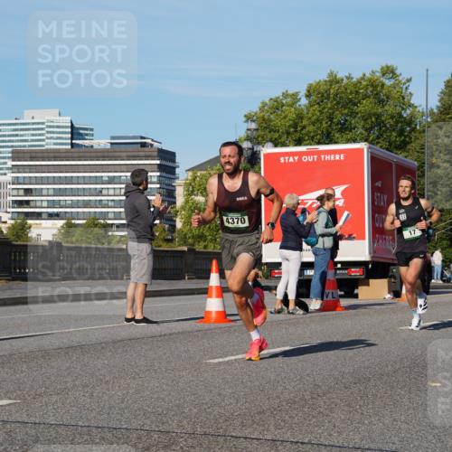 07.09.2025 - BARMER Alsterlauf Yannick Fuchs http://msf.ph/oto/8738122 07.09.2025 09:25:22 Laufen 4370, 17 meine-sportfotos.de