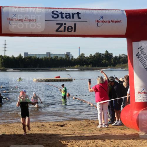 07.09.2025 - 19. Norderstedt Triathlon Luisa Fischer http://msf.ph/oto/8738125 07.09.2025 09:02:32 Schwimmen 14, 25, 33, 49, 54 meine-sportfotos.de