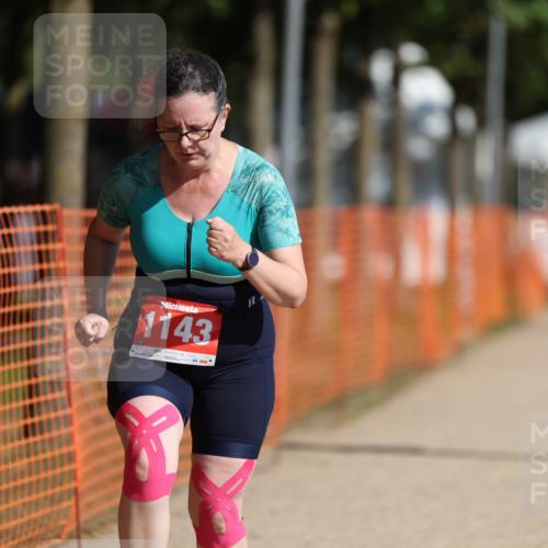 07.09.2025 - 19. Norderstedt Triathlon Michael Strokosch http://msf.ph/oto/8738164 07.09.2025 10:54:31 Laufen 1137, 1143 meine-sportfotos.de