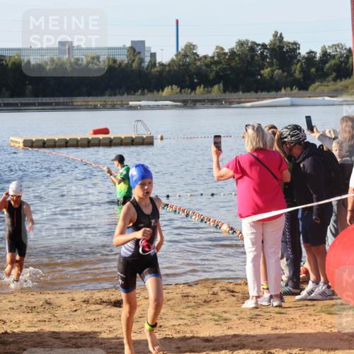 07.09.2025 - 19. Norderstedt Triathlon Luisa Fischer http://msf.ph/oto/8738167 07.09.2025 09:02:35 Schwimmen 14, 25, 32, 33, 49 meine-sportfotos.de