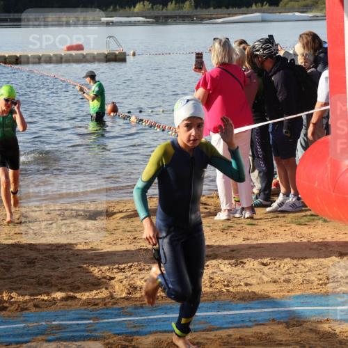 07.09.2025 - 19. Norderstedt Triathlon Luisa Fischer http://msf.ph/oto/8738223 07.09.2025 09:02:40 Schwimmen 3, 9, 12, 14, 25, 32, 49 meine-sportfotos.de