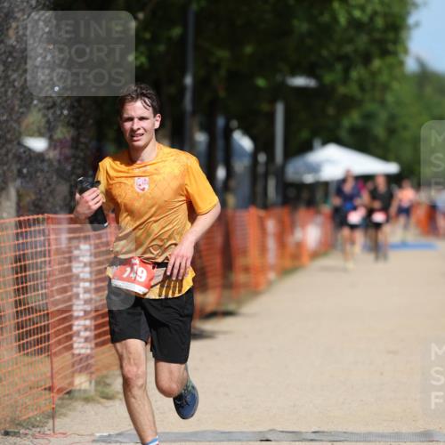 07.09.2025 - 19. Norderstedt Triathlon Michael Strokosch http://msf.ph/oto/8738277 07.09.2025 12:29:07 Laufen 149, 155 meine-sportfotos.de