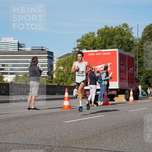 07.09.2025 - BARMER Alsterlauf Yannick Fuchs http://msf.ph/oto/8738280 07.09.2025 09:25:33 Laufen 4744 meine-sportfotos.de