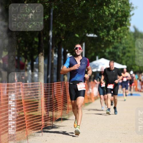 07.09.2025 - 19. Norderstedt Triathlon Michael Strokosch http://msf.ph/oto/8738406 07.09.2025 12:29:15 Laufen 835, 1217, 1306, 1379 meine-sportfotos.de