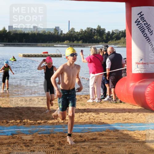07.09.2025 - 19. Norderstedt Triathlon Luisa Fischer http://msf.ph/oto/8738437 07.09.2025 09:03:08 Schwimmen 6, 11, 15, 17, 23, 26, 30, 31, 41, 45, 51, 52, 55 meine-sportfotos.de