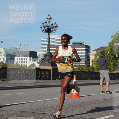 07.09.2025 - BARMER Alsterlauf Yannick Fuchs http://msf.ph/oto/8738470 07.09.2025 09:25:42 Laufen 21, 2 meine-sportfotos.de