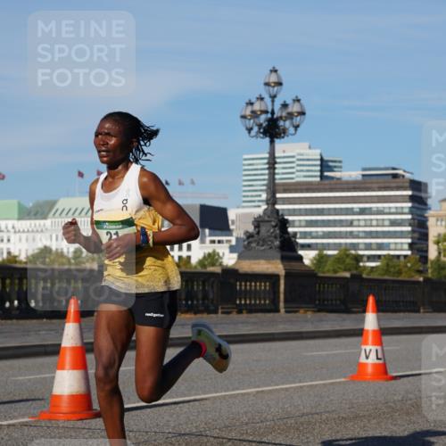 07.09.2025 - BARMER Alsterlauf Yannick Fuchs http://msf.ph/oto/8738504 07.09.2025 09:25:42 Laufen 1, 21, 2 meine-sportfotos.de