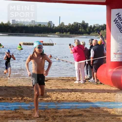 07.09.2025 - 19. Norderstedt Triathlon Luisa Fischer http://msf.ph/oto/8738505 07.09.2025 09:03:20 Schwimmen 21, 26, 29, 30, 39, 52 meine-sportfotos.de