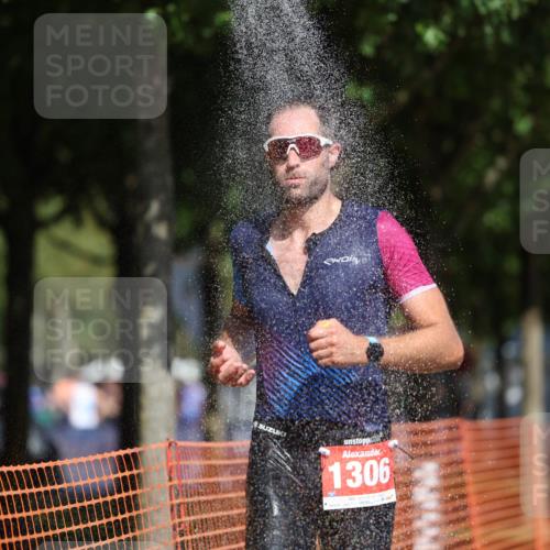 07.09.2025 - 19. Norderstedt Triathlon Michael Strokosch http://msf.ph/oto/8738553 07.09.2025 12:29:18 Laufen 818, 835, 1217, 1306, 1379 meine-sportfotos.de