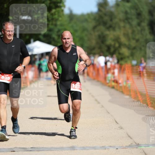 07.09.2025 - 19. Norderstedt Triathlon Michael Strokosch http://msf.ph/oto/8738623 07.09.2025 12:29:21 Laufen 756, 818, 835, 1217, 1306, 1379 meine-sportfotos.de