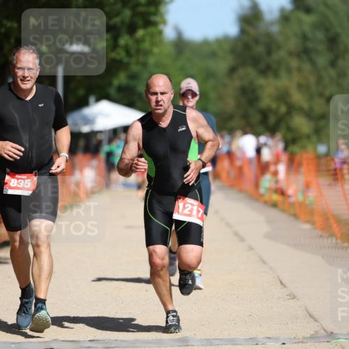 07.09.2025 - 19. Norderstedt Triathlon Michael Strokosch http://msf.ph/oto/8738631 07.09.2025 12:29:21 Laufen 756, 818, 835, 1217, 1306, 1379 meine-sportfotos.de