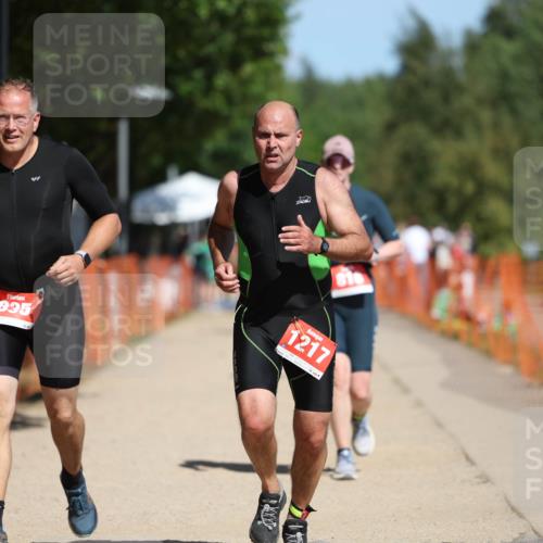 07.09.2025 - 19. Norderstedt Triathlon Michael Strokosch http://msf.ph/oto/8738650 07.09.2025 12:29:21 Laufen 756, 818, 835, 1217, 1306, 1379 meine-sportfotos.de