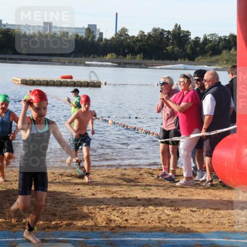 07.09.2025 - 19. Norderstedt Triathlon Luisa Fischer http://msf.ph/oto/8738679 07.09.2025 09:03:42 Schwimmen 2, 7, 8, 13, 19, 34, 35, 38, 40, 48 meine-sportfotos.de