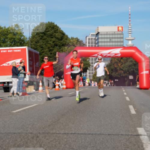 07.09.2025 - BARMER Alsterlauf Yannick Fuchs http://msf.ph/oto/8738702 07.09.2025 09:25:47 Laufen  meine-sportfotos.de
