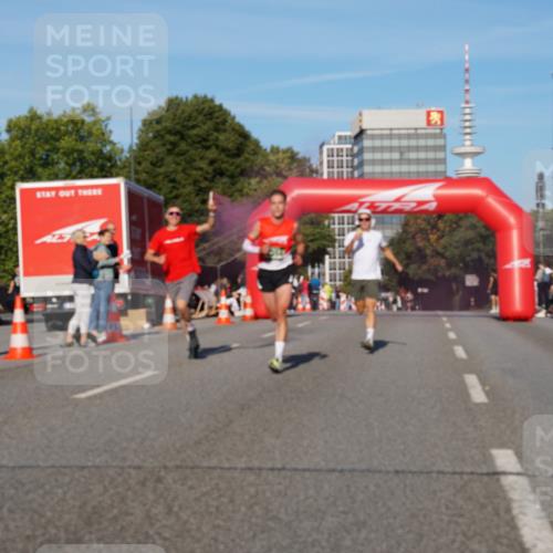 07.09.2025 - BARMER Alsterlauf Yannick Fuchs http://msf.ph/oto/8738709 07.09.2025 09:25:47 Laufen  meine-sportfotos.de