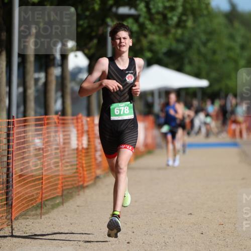 07.09.2025 - 19. Norderstedt Triathlon Michael Strokosch http://msf.ph/oto/8738753 07.09.2025 10:54:45 Laufen 99, 678 meine-sportfotos.de