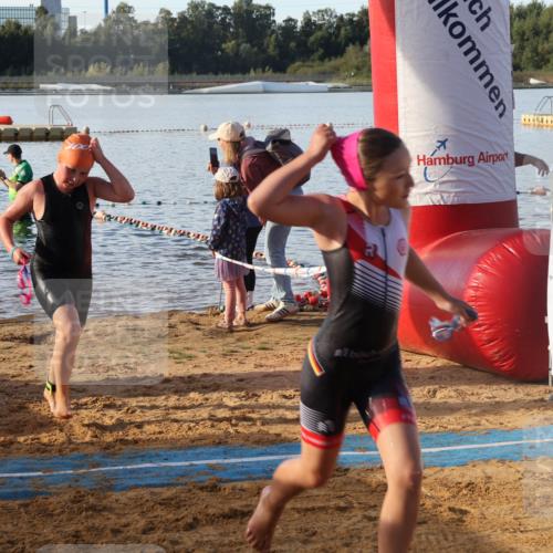 07.09.2025 - 19. Norderstedt Triathlon Luisa Fischer http://msf.ph/oto/8738764 07.09.2025 09:03:49 Schwimmen 2, 8, 13, 19, 28, 35, 38, 48 meine-sportfotos.de