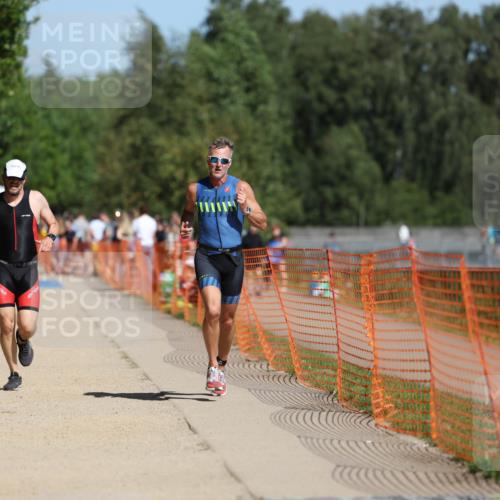 07.09.2025 - 19. Norderstedt Triathlon Michael Strokosch http://msf.ph/oto/8738844 07.09.2025 12:29:29 Laufen 186, 756, 791, 802, 1350 meine-sportfotos.de