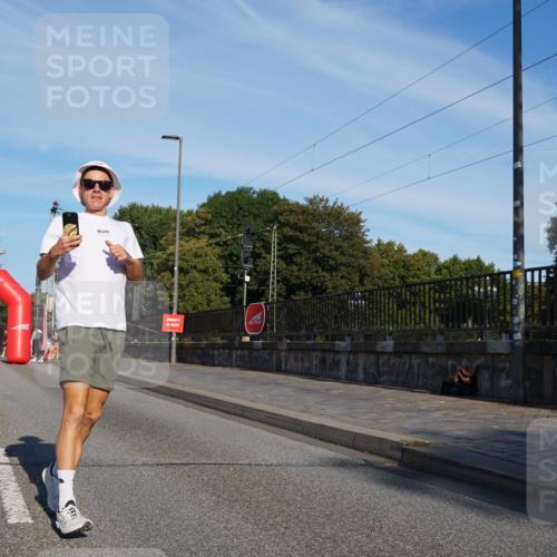07.09.2025 - BARMER Alsterlauf Yannick Fuchs http://msf.ph/oto/8738879 07.09.2025 09:25:50 Laufen  meine-sportfotos.de