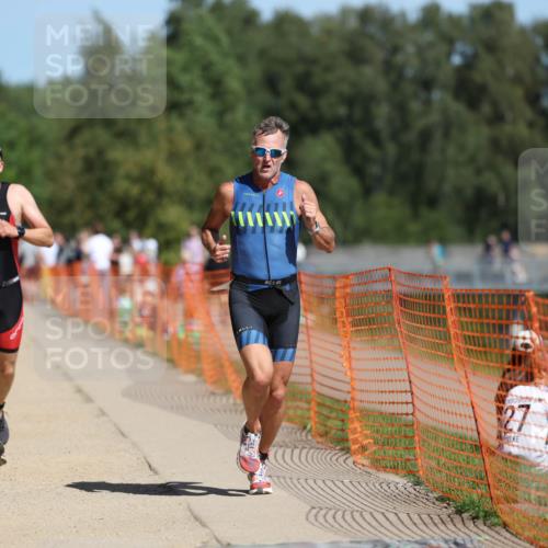 07.09.2025 - 19. Norderstedt Triathlon Michael Strokosch http://msf.ph/oto/8738902 07.09.2025 12:29:30 Laufen 186, 756, 791, 802, 1350 meine-sportfotos.de