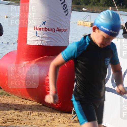 07.09.2025 - 19. Norderstedt Triathlon Luisa Fischer http://msf.ph/oto/8738903 07.09.2025 09:04:15 Schwimmen 22, 24, 43 meine-sportfotos.de
