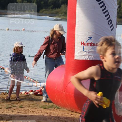 07.09.2025 - 19. Norderstedt Triathlon Luisa Fischer http://msf.ph/oto/8738924 07.09.2025 09:04:17 Schwimmen 22, 24, 43 meine-sportfotos.de