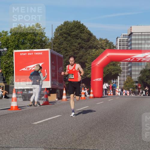 07.09.2025 - BARMER Alsterlauf Yannick Fuchs http://msf.ph/oto/8738940 07.09.2025 09:25:54 Laufen 4118 meine-sportfotos.de