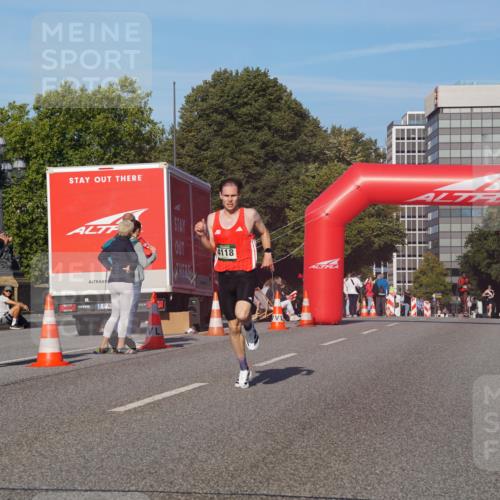 07.09.2025 - BARMER Alsterlauf Yannick Fuchs http://msf.ph/oto/8738951 07.09.2025 09:25:54 Laufen 4118 meine-sportfotos.de