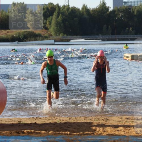 07.09.2025 - 19. Norderstedt Triathlon Luisa Fischer http://msf.ph/oto/8739016 07.09.2025 09:28:26 Schwimmen 553, 557, 633 meine-sportfotos.de
