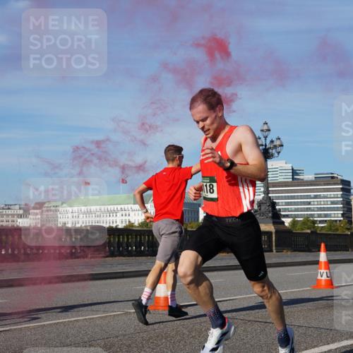 07.09.2025 - BARMER Alsterlauf Yannick Fuchs http://msf.ph/oto/8739069 07.09.2025 09:25:56 Laufen 118 meine-sportfotos.de