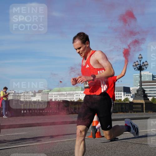 07.09.2025 - BARMER Alsterlauf Yannick Fuchs http://msf.ph/oto/8739079 07.09.2025 09:25:56 Laufen  meine-sportfotos.de