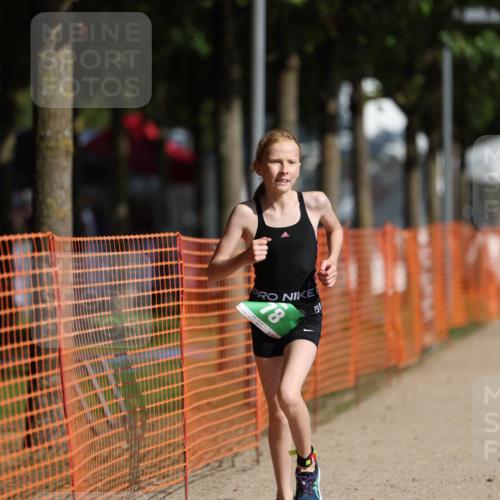 07.09.2025 - 19. Norderstedt Triathlon Michael Strokosch http://msf.ph/oto/8739232 07.09.2025 10:54:59 Laufen 78, 676 meine-sportfotos.de
