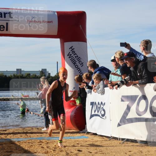 07.09.2025 - 19. Norderstedt Triathlon Luisa Fischer http://msf.ph/oto/8739264 07.09.2025 09:29:13 Schwimmen 586, 594, 600 meine-sportfotos.de