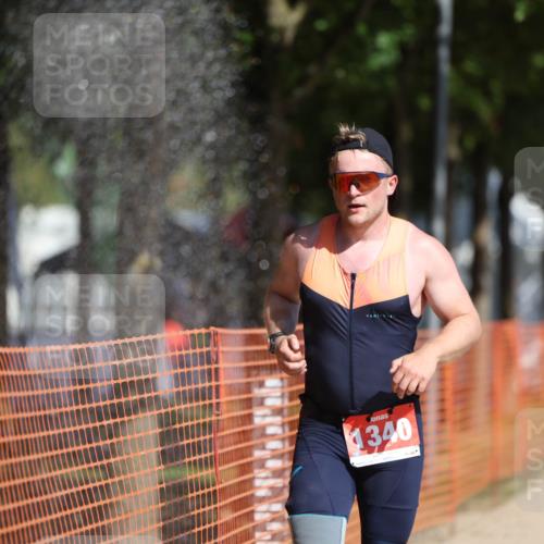 07.09.2025 - 19. Norderstedt Triathlon Michael Strokosch http://msf.ph/oto/8739295 07.09.2025 11:50:56 Laufen 787, 1229, 1340 meine-sportfotos.de