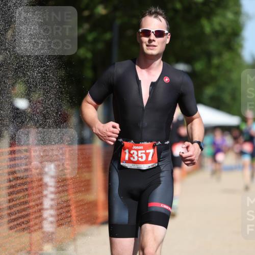 07.09.2025 - 19. Norderstedt Triathlon Michael Strokosch http://msf.ph/oto/8739356 07.09.2025 12:30:00 Laufen 261, 279, 1357 meine-sportfotos.de